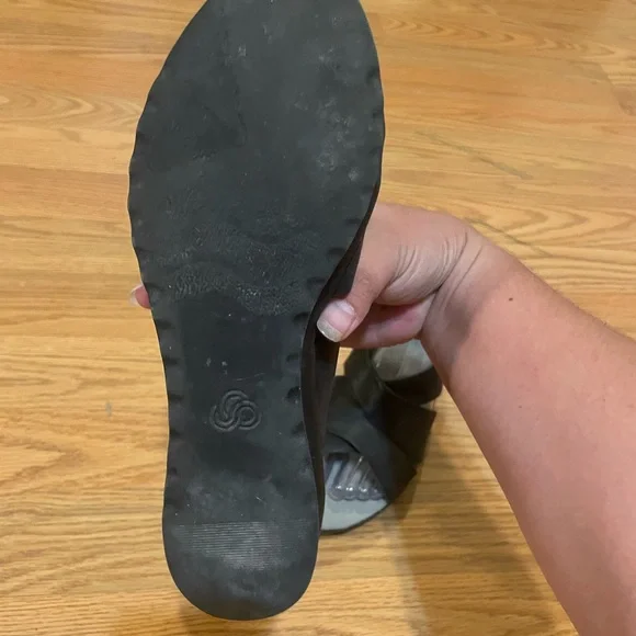 Cloudsteppers by Clarks Black Wedge Sandals Comfort Design - Picture 4 of 9